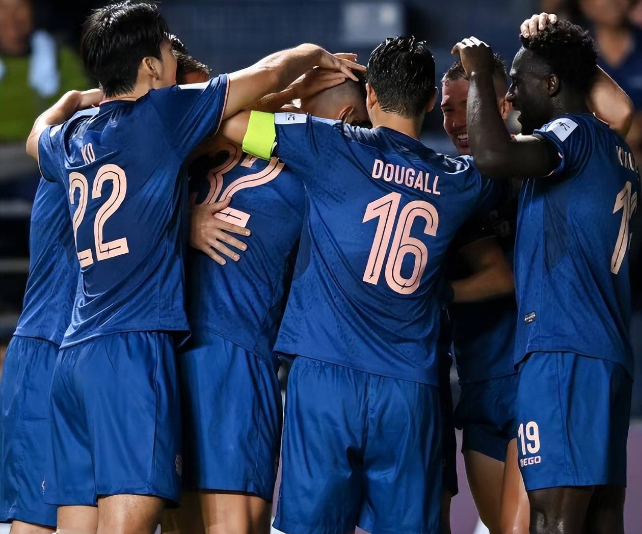 今夜亚冠传出新动向，新奥尔良鹈鹕再遭质疑，管理层表态——引发热议，赛程密集仍需轮换的简单介绍-九游会